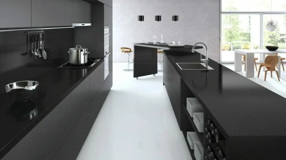 Jet Black detail