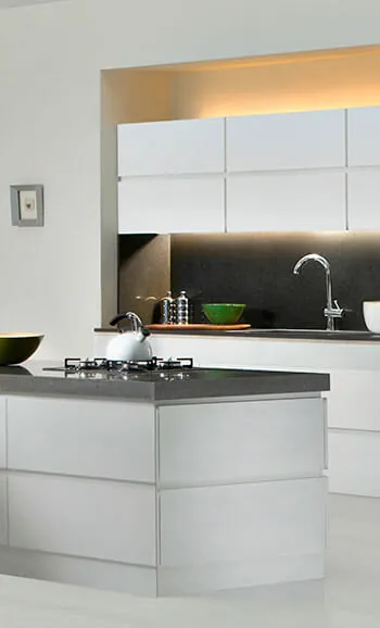 Raven kitchen