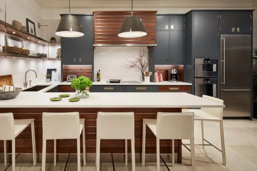 Whitney Cambria quartz with hardware