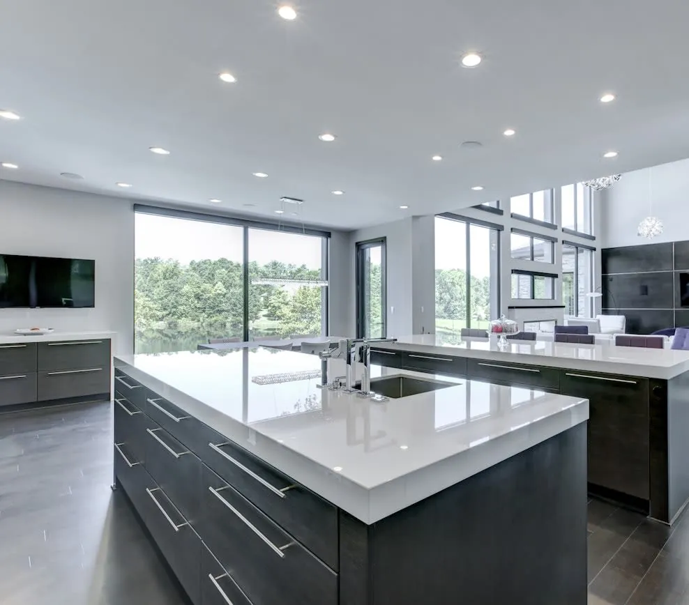 Halo kitchen