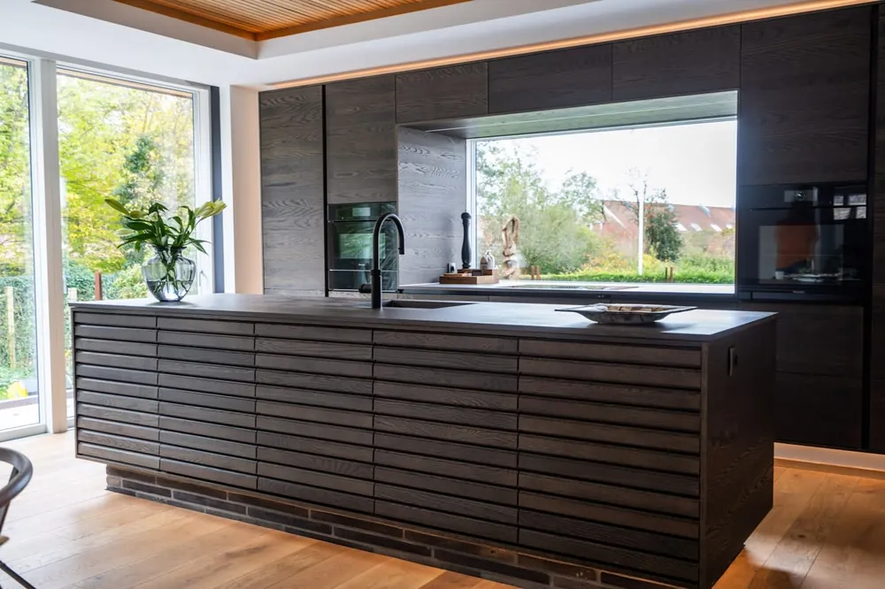 Keon Dekton sintered surface waterfall edge