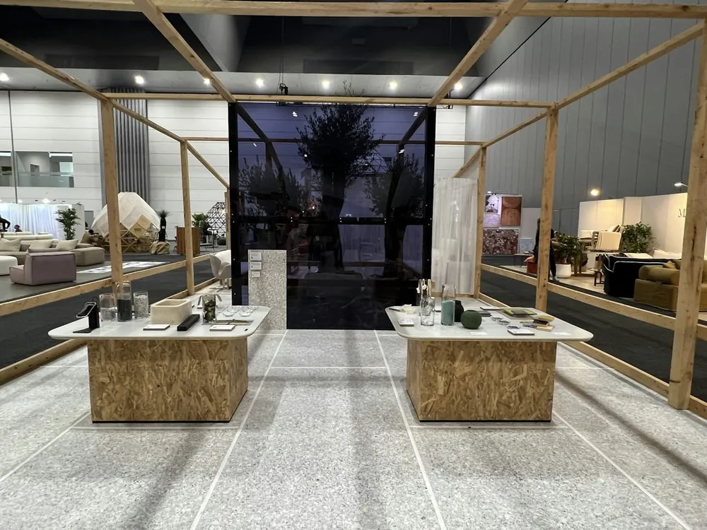 Laguna Dekton sintered surface with hardware