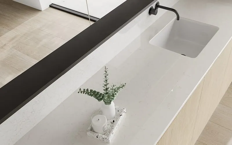 Carrara Oro LX Hausys viatera quartz with hardware