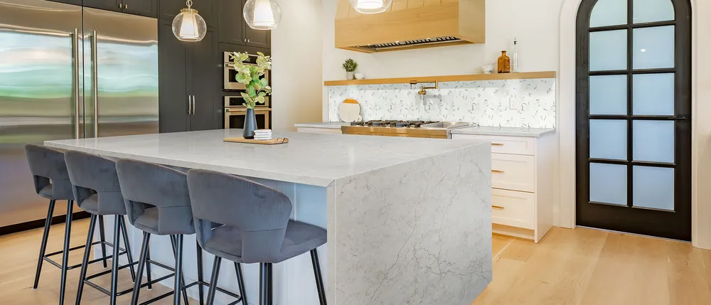 Calacatta Miraggio Cove MSI quartz full slab