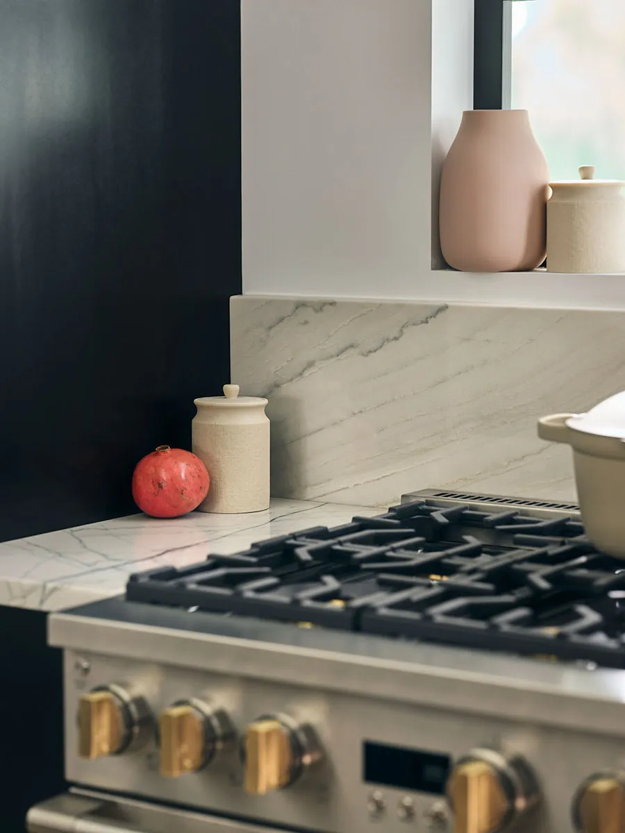 Fantasy Montreal MSI quartzite installed countertop
