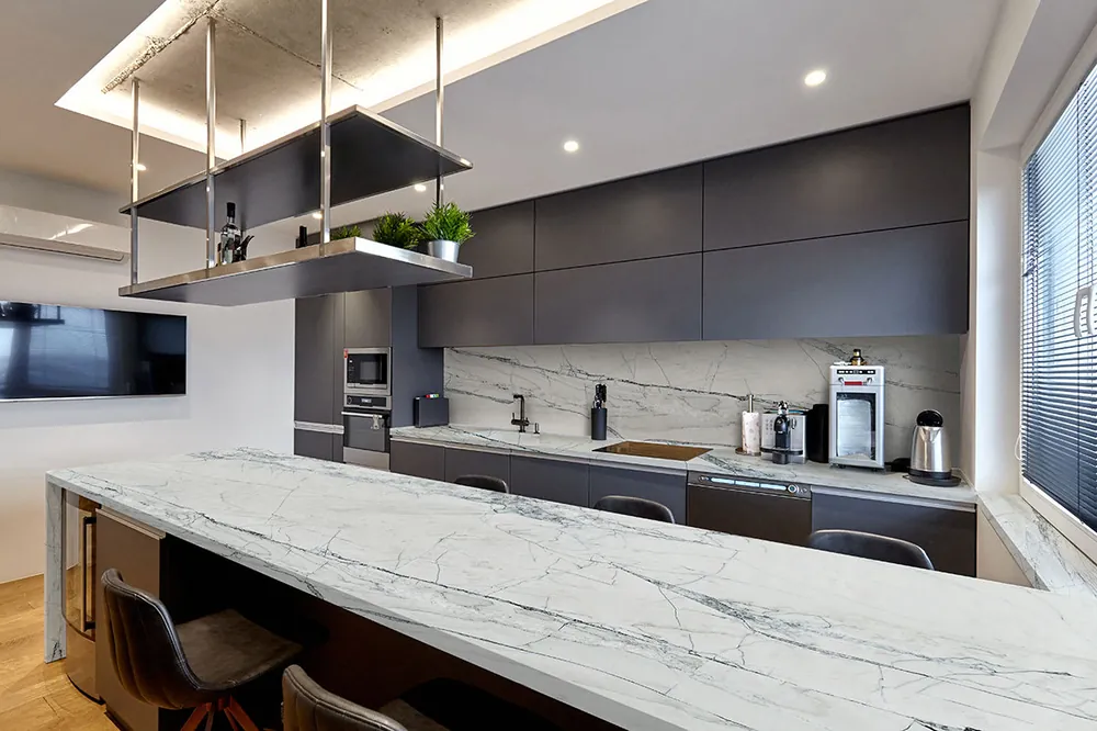 Fantasy Montreal MSI quartzite full slab