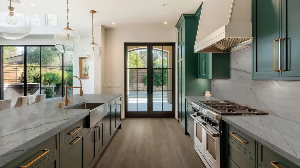Gray Canyon MSI quartzite with hardware