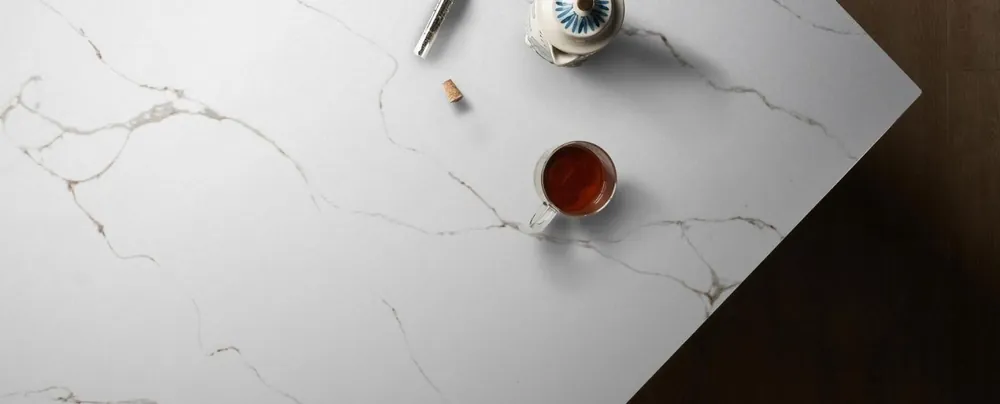 Venetian Black Raphael quartz with hardware