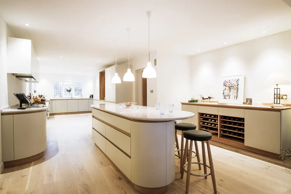Lagoon Silestone quartz waterfall edge