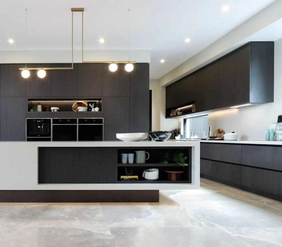 Nolita Silestone quartz with hardware